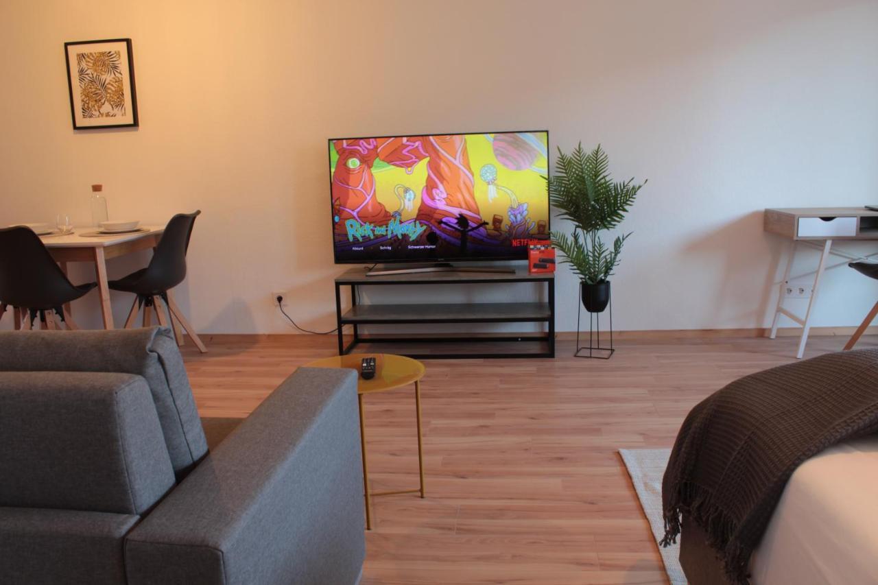 Zentral. Stylisch. Balkon & Parkplatz. Netflix Daire Holzgerlingen Dış mekan fotoğraf